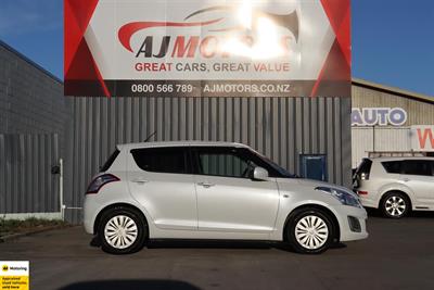 2015 Suzuki Swift - Thumbnail