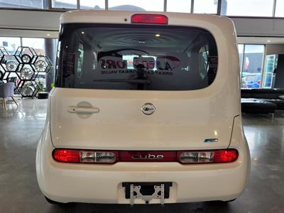 2015 Nissan Cube - Thumbnail