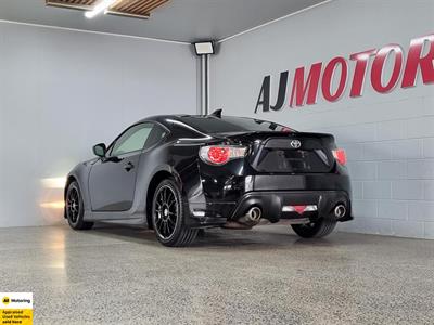 2014 Toyota 86 - Thumbnail