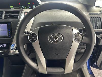 2012 Toyota Prius - Thumbnail