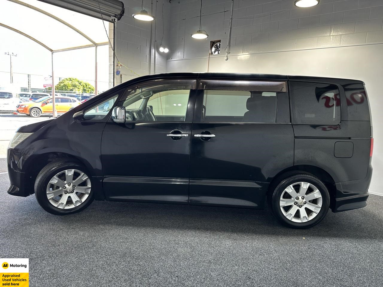 2011 Mitsubishi Delica