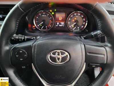 2013 Toyota Auris - Thumbnail