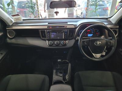 2016 Toyota RAV4 - Thumbnail