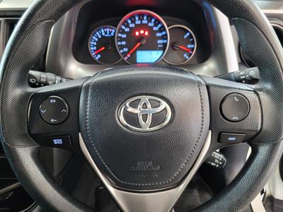 2016 Toyota RAV4 - Thumbnail