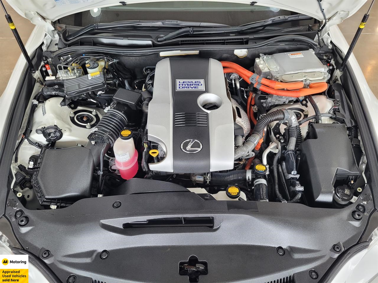 2014 Lexus IS 300h