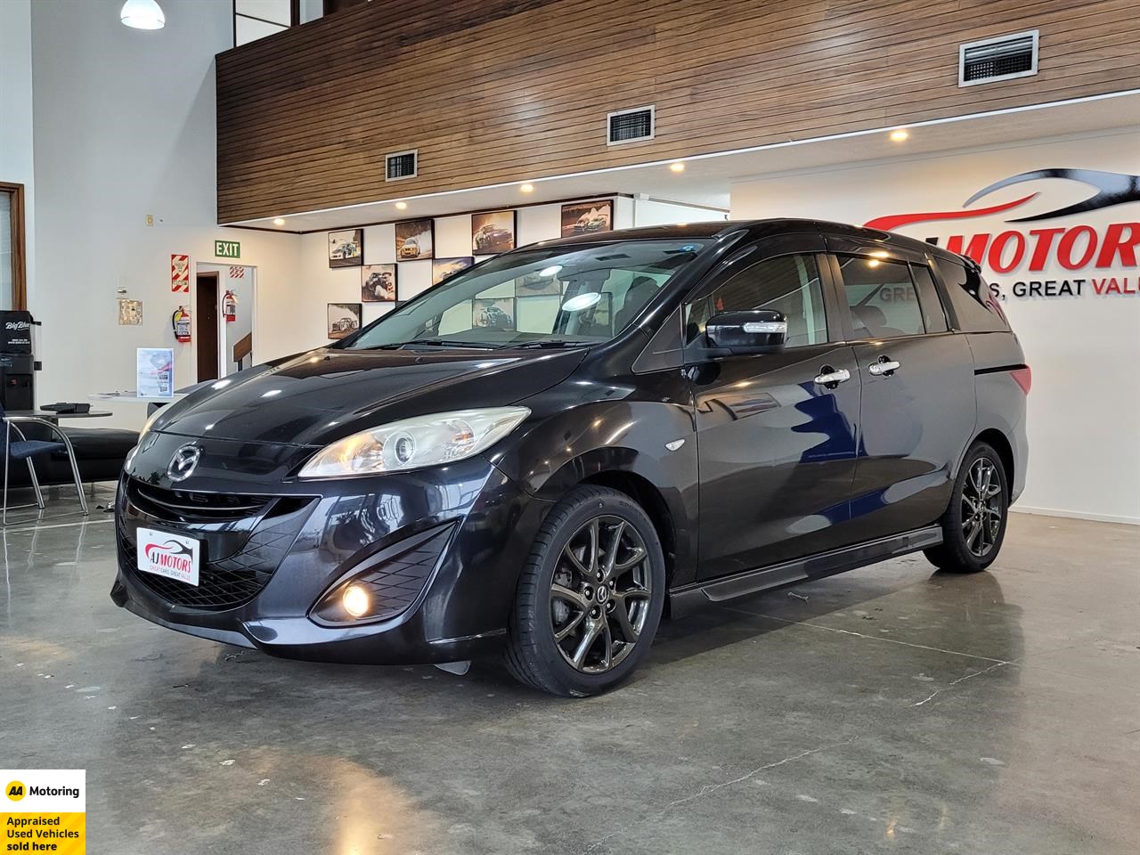 2013 Mazda Premacy