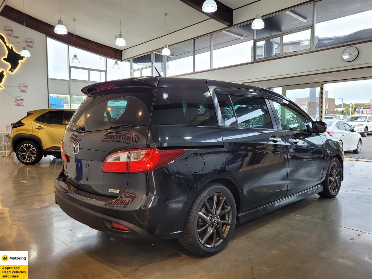 2013 Mazda Premacy