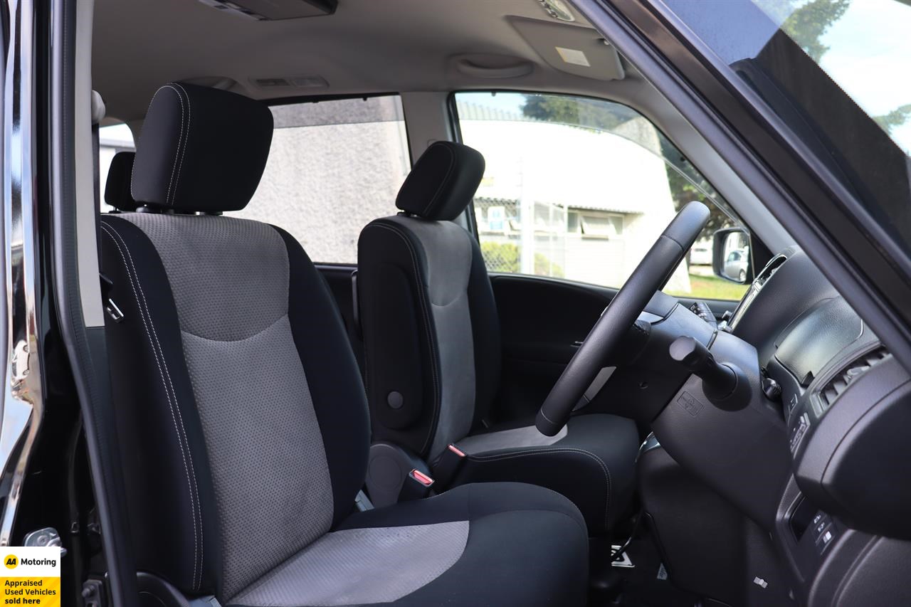 2013 Nissan Serena