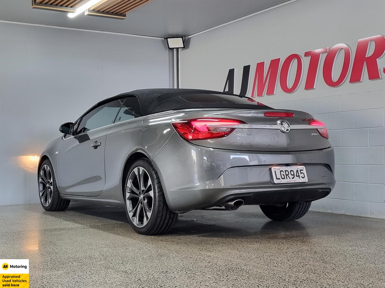 2018 Holden Cascada