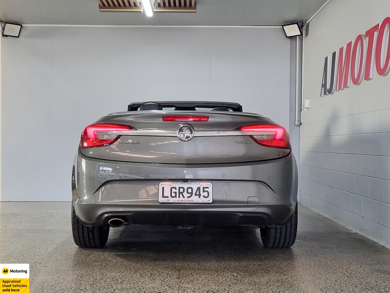 2018 Holden Cascada