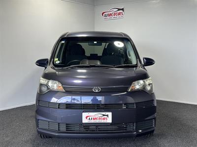 2014 Toyota Spade - Thumbnail
