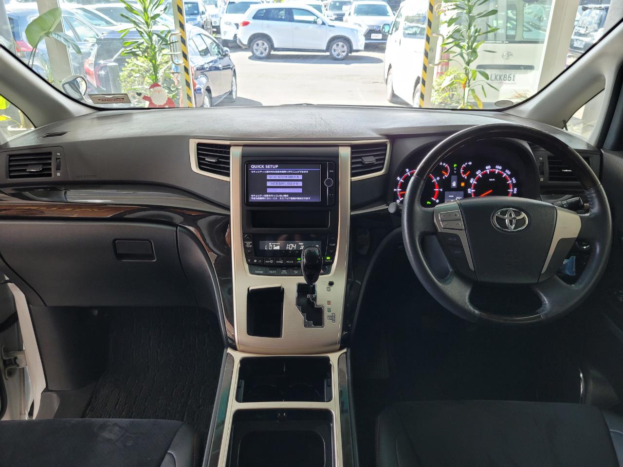 2013 Toyota Vellfire