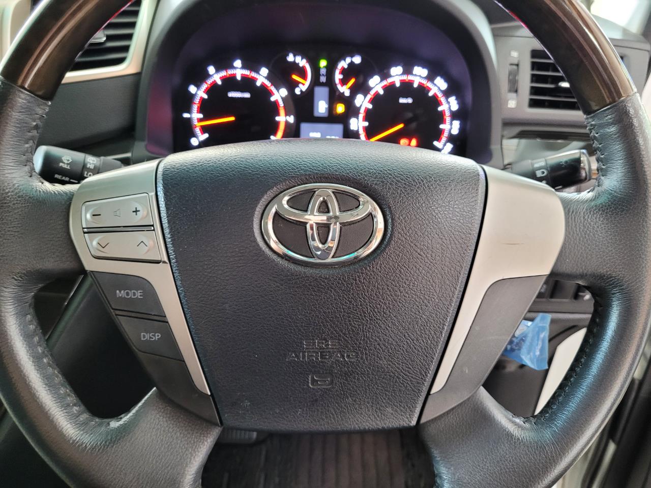 2013 Toyota Vellfire