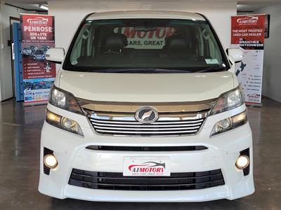 2013 Toyota Vellfire - Thumbnail