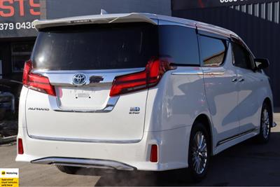 2020 Toyota Alphard - Thumbnail