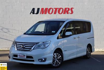 2015 Nissan Serena - Thumbnail