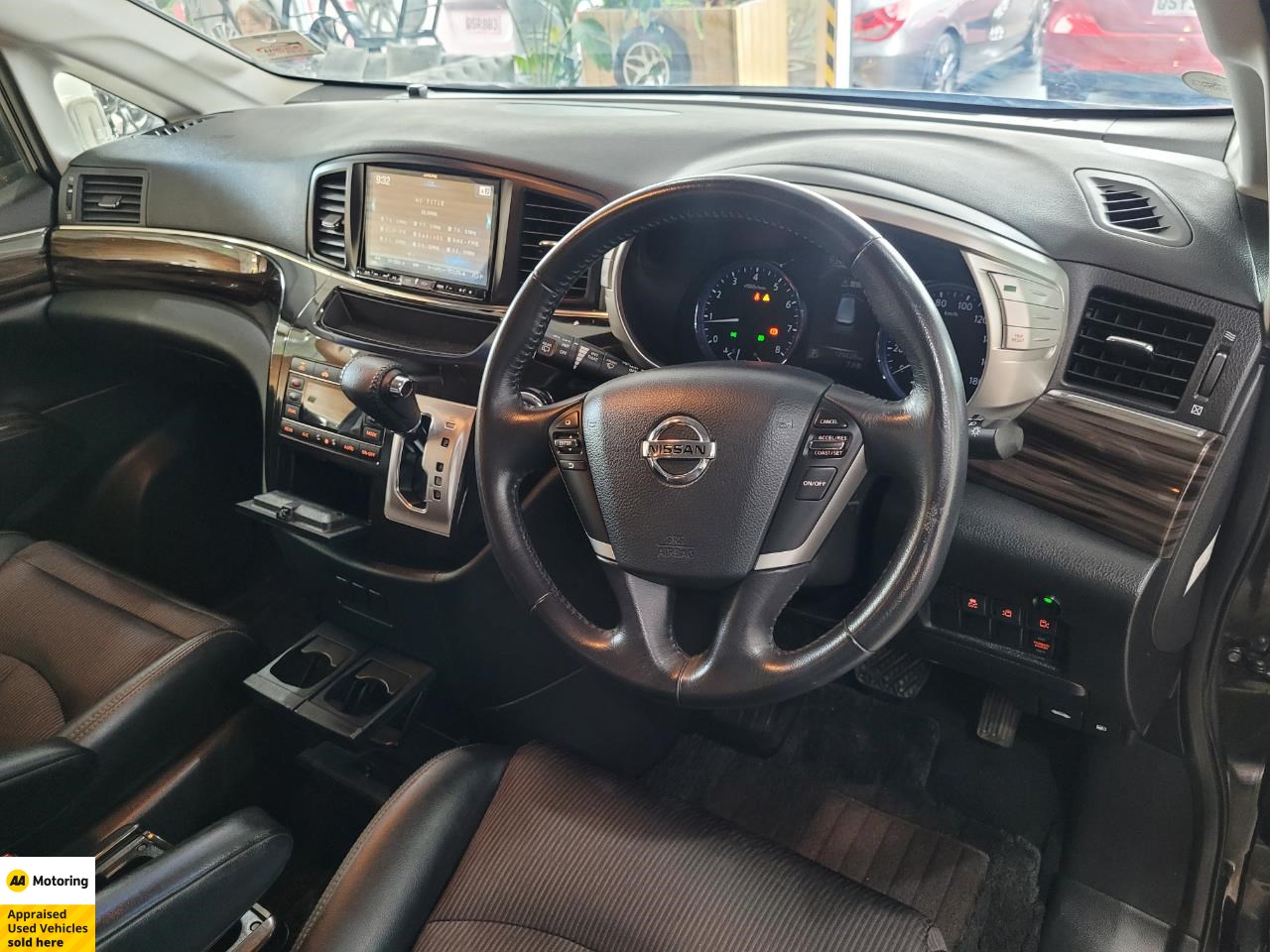 2016 Nissan Elgrand