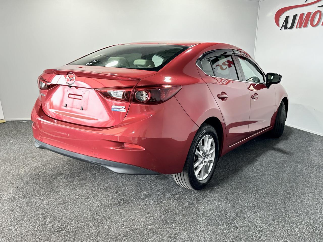 2013 Mazda Axela