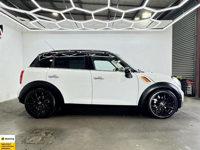 2012 Mini Cooper - Thumbnail