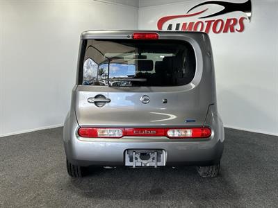 2015 Nissan Cube - Thumbnail