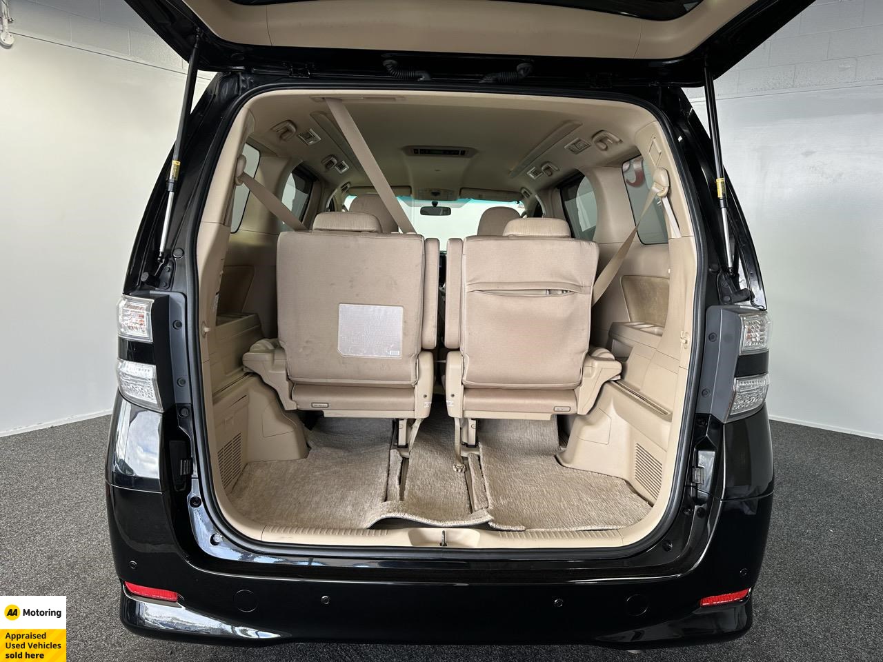 2012 Toyota Vellfire