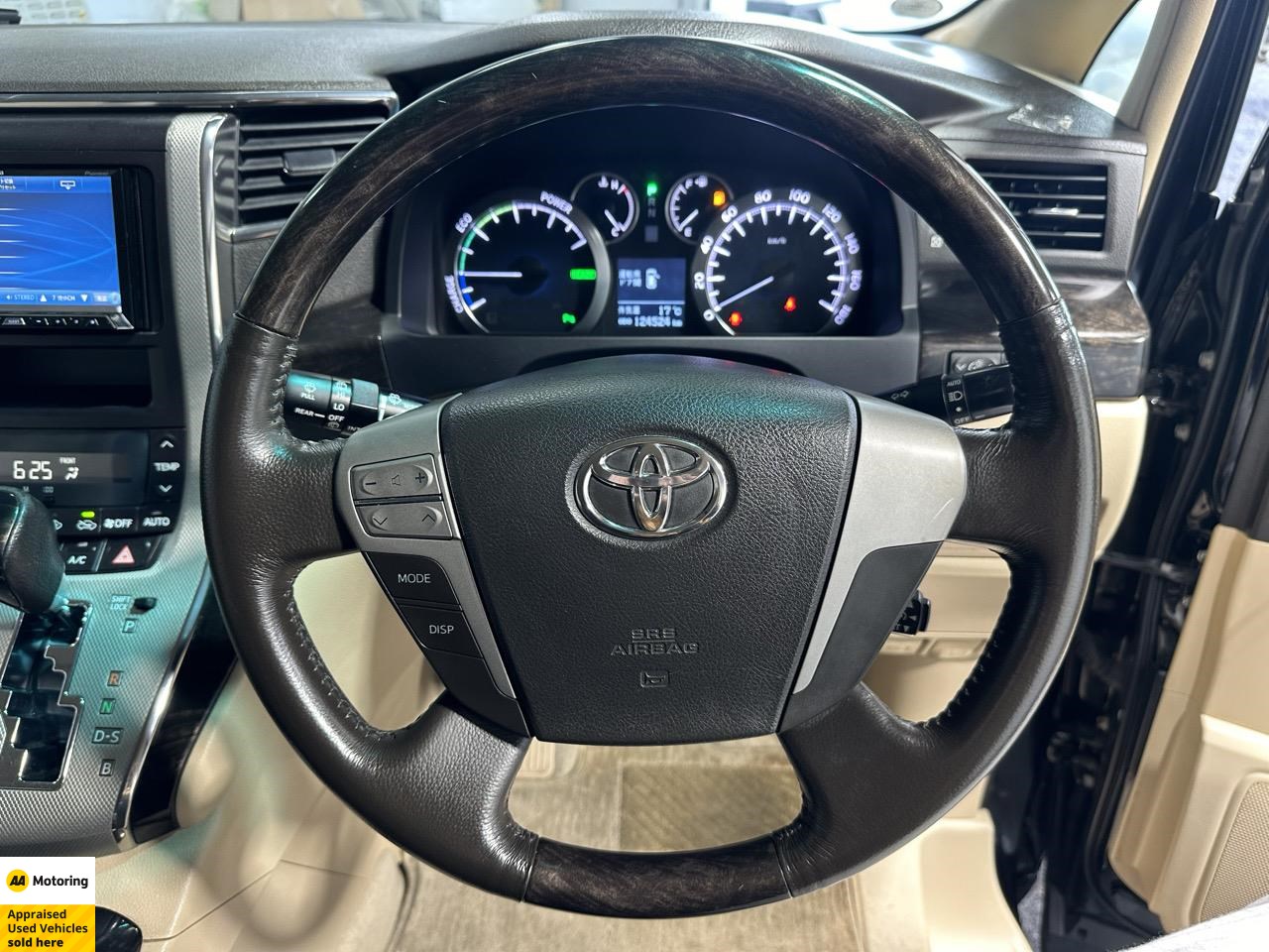 2012 Toyota Vellfire