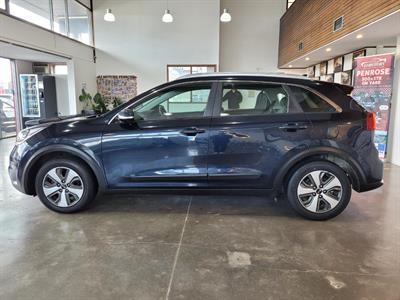 2018 Kia Niro - Thumbnail