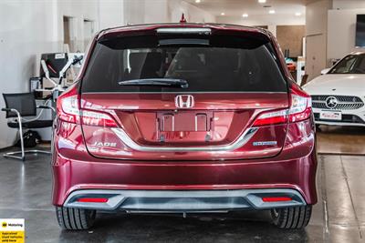 2015 Honda Jade - Thumbnail