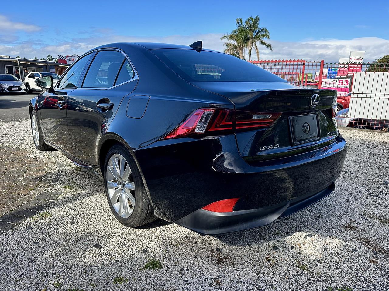 2013 Lexus IS