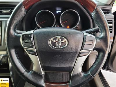 2012 Toyota MARKX - Thumbnail