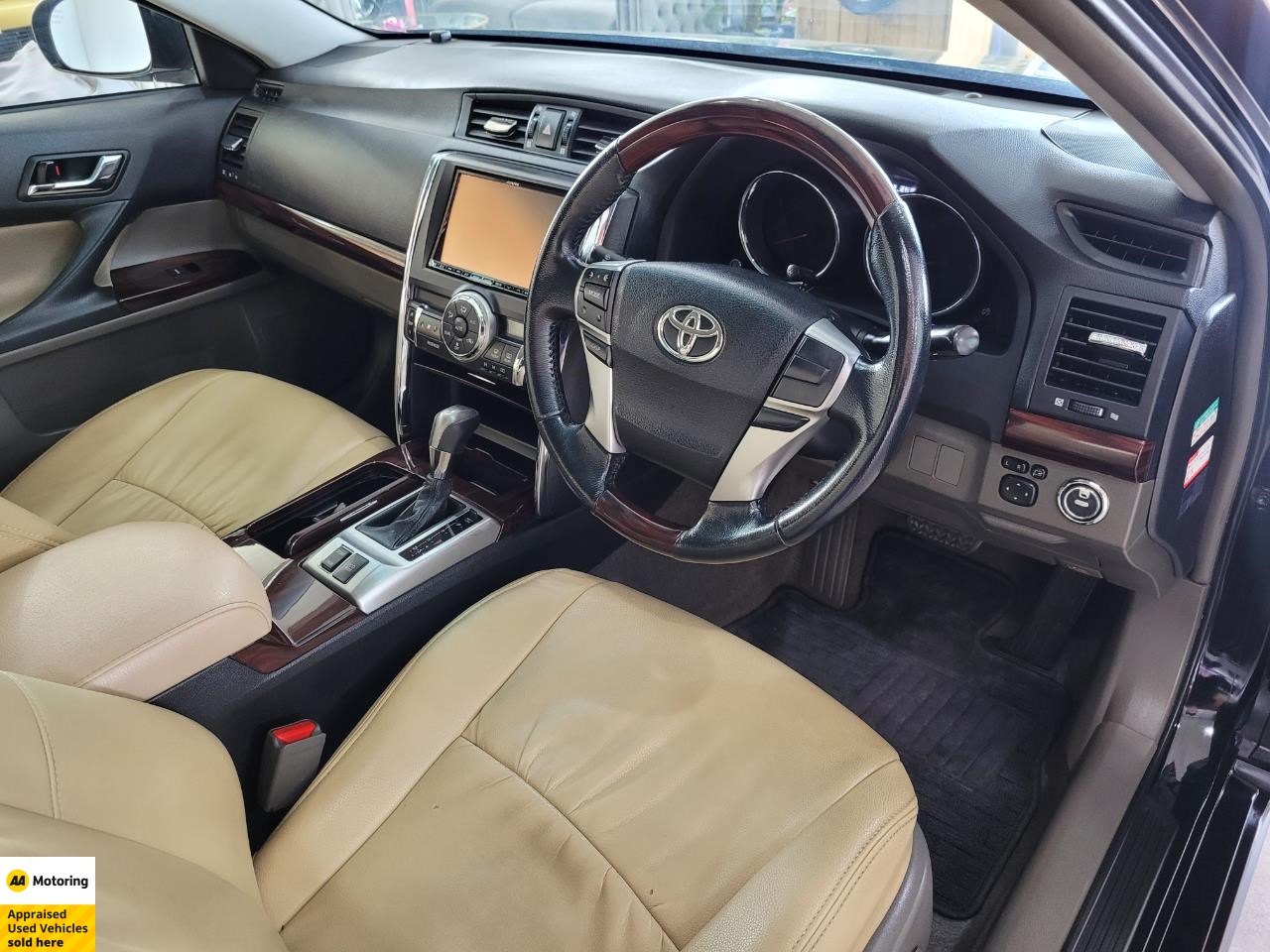 2012 Toyota MARKX