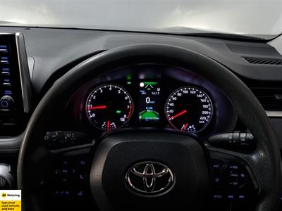 2019 Toyota RAV4 - Thumbnail