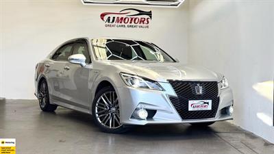 2013 Toyota Crown - Thumbnail